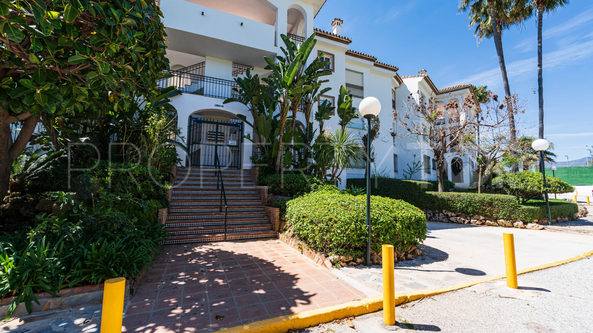Estepona East apartment for sale