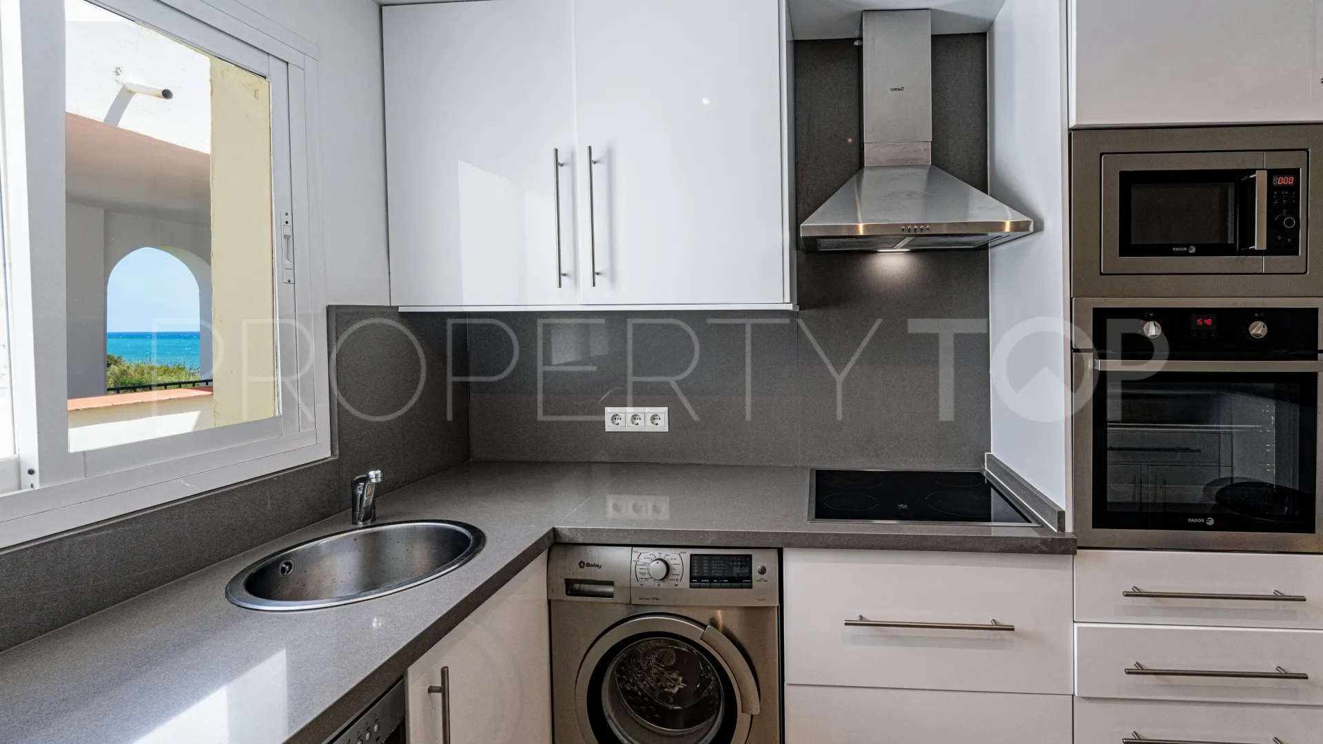 Estepona East apartment for sale