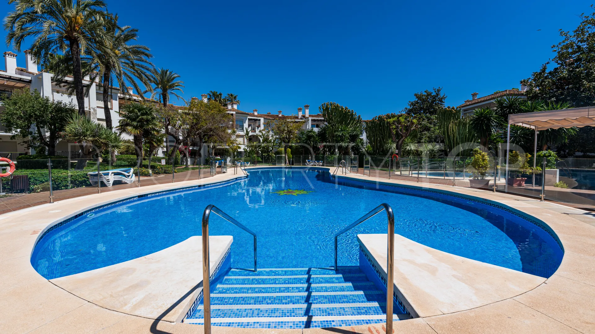 Estepona East apartment for sale