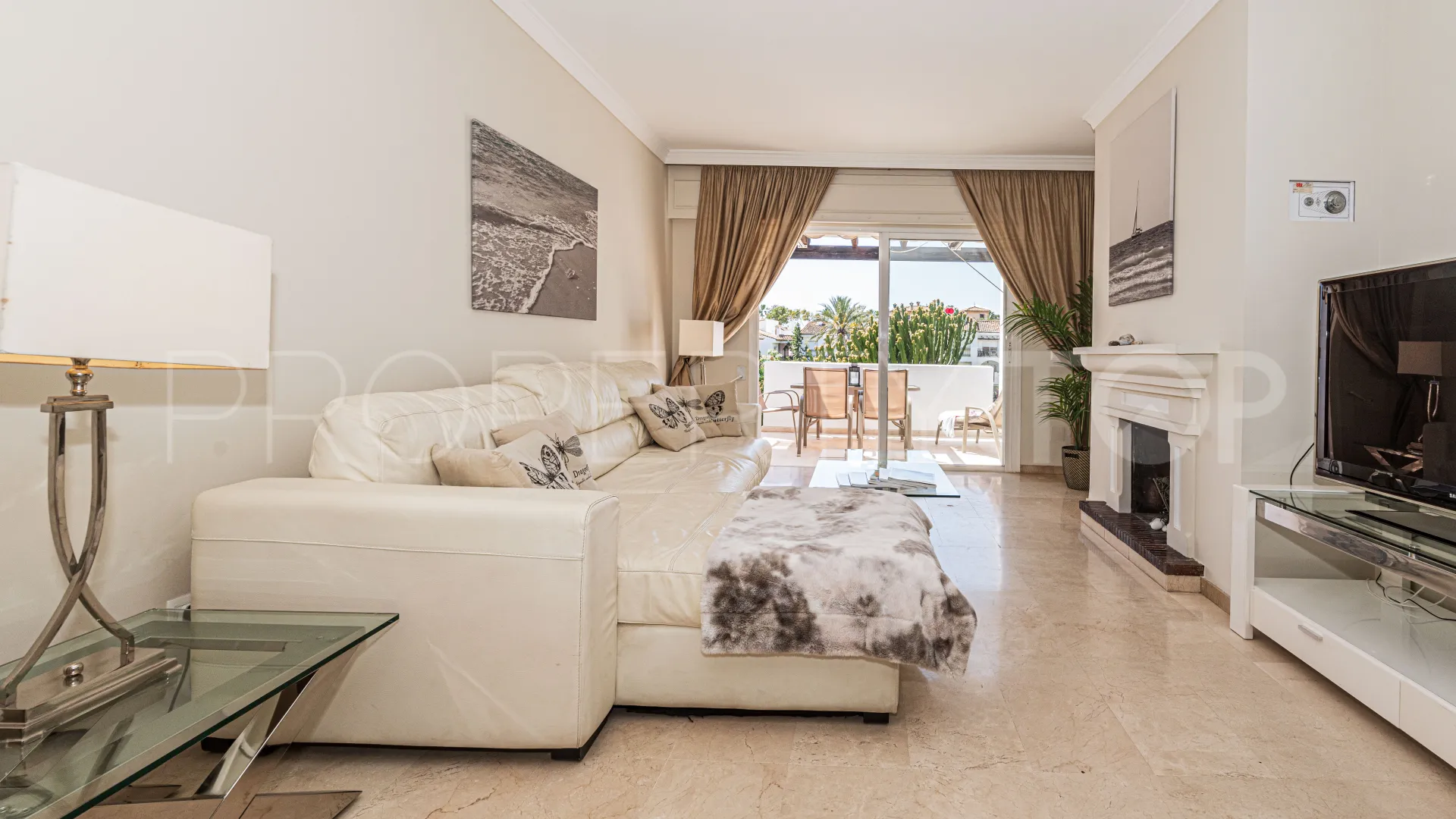 Estepona East apartment for sale