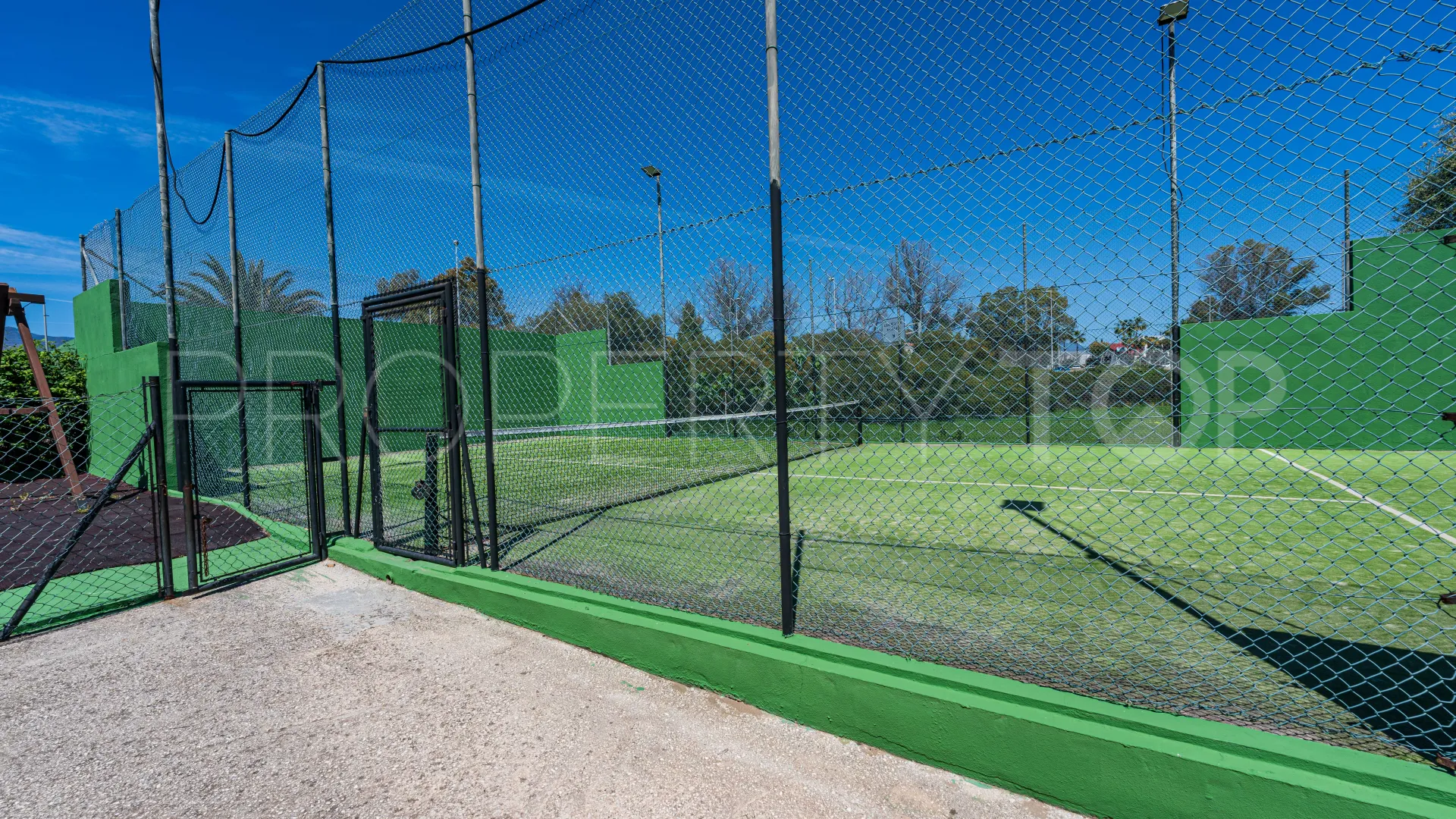 Estepona East apartment for sale