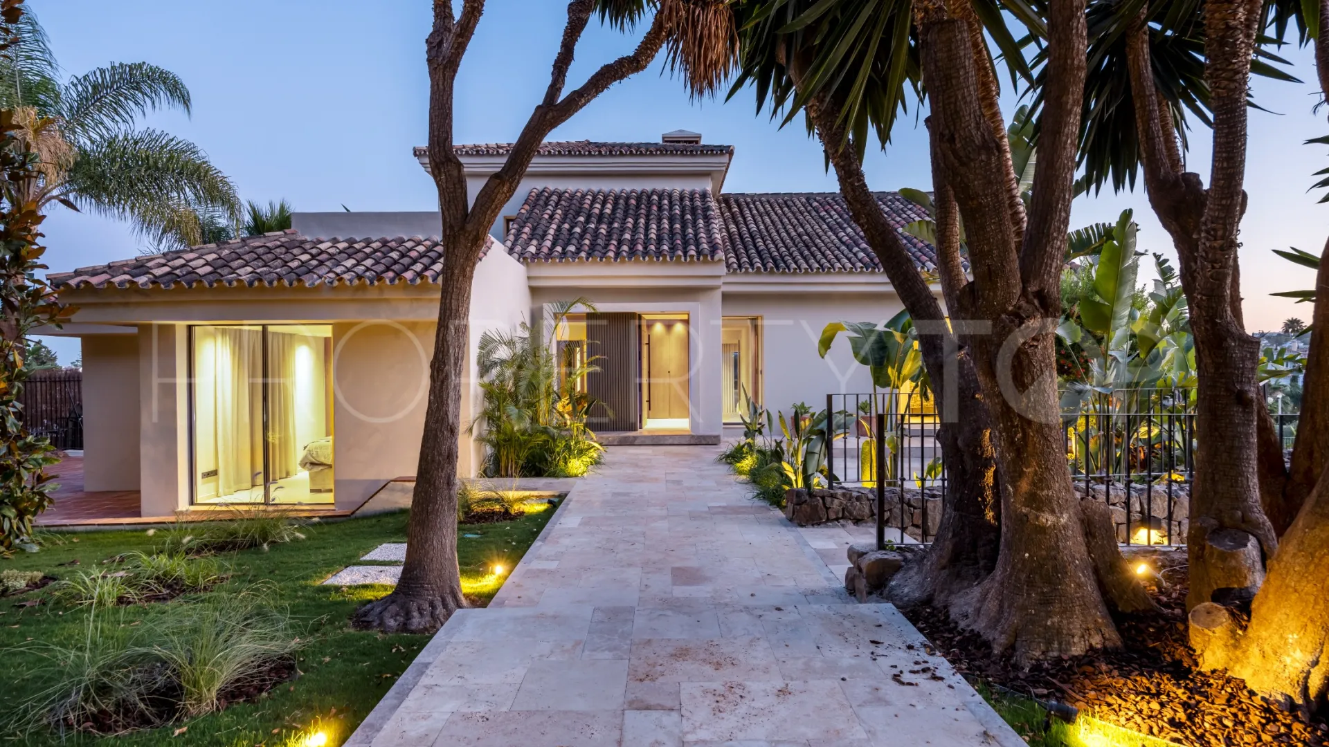 For sale 5 bedrooms villa in Haza del Conde