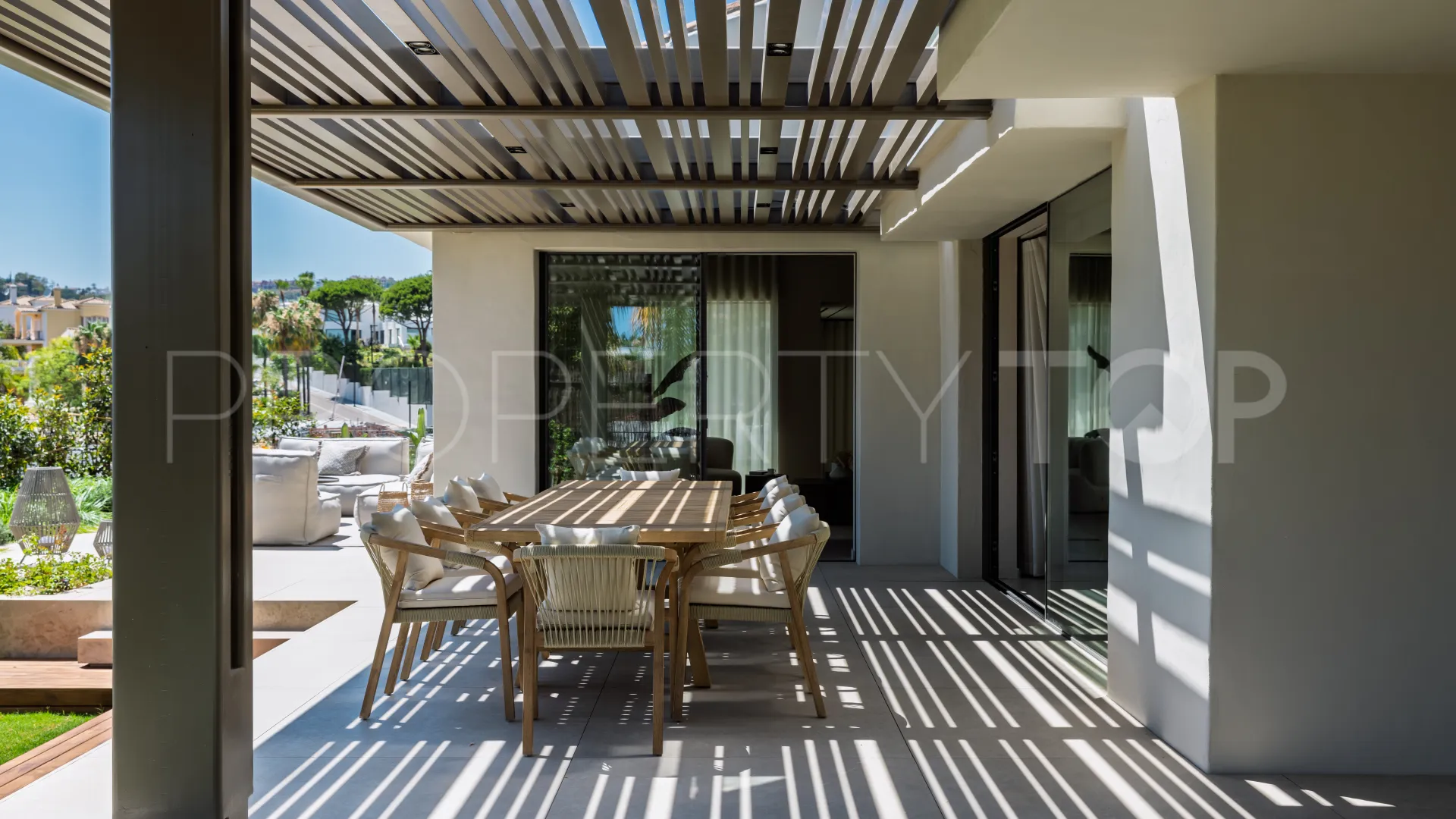 For sale 5 bedrooms villa in Haza del Conde