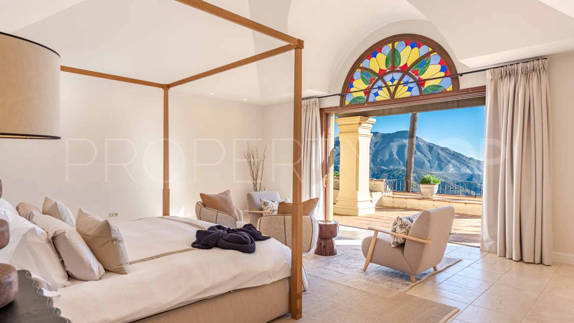For sale villa in La Zagaleta with 5 bedrooms