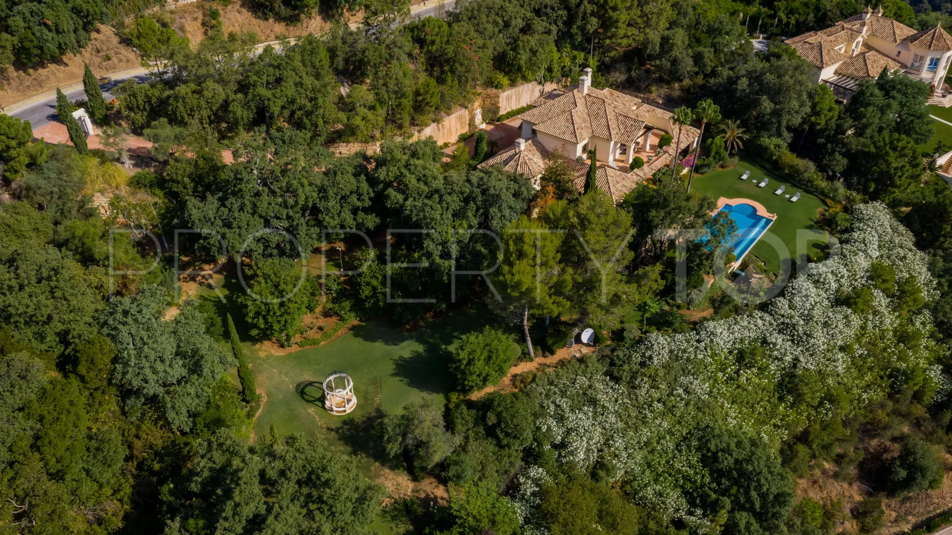 For sale villa in La Zagaleta with 5 bedrooms