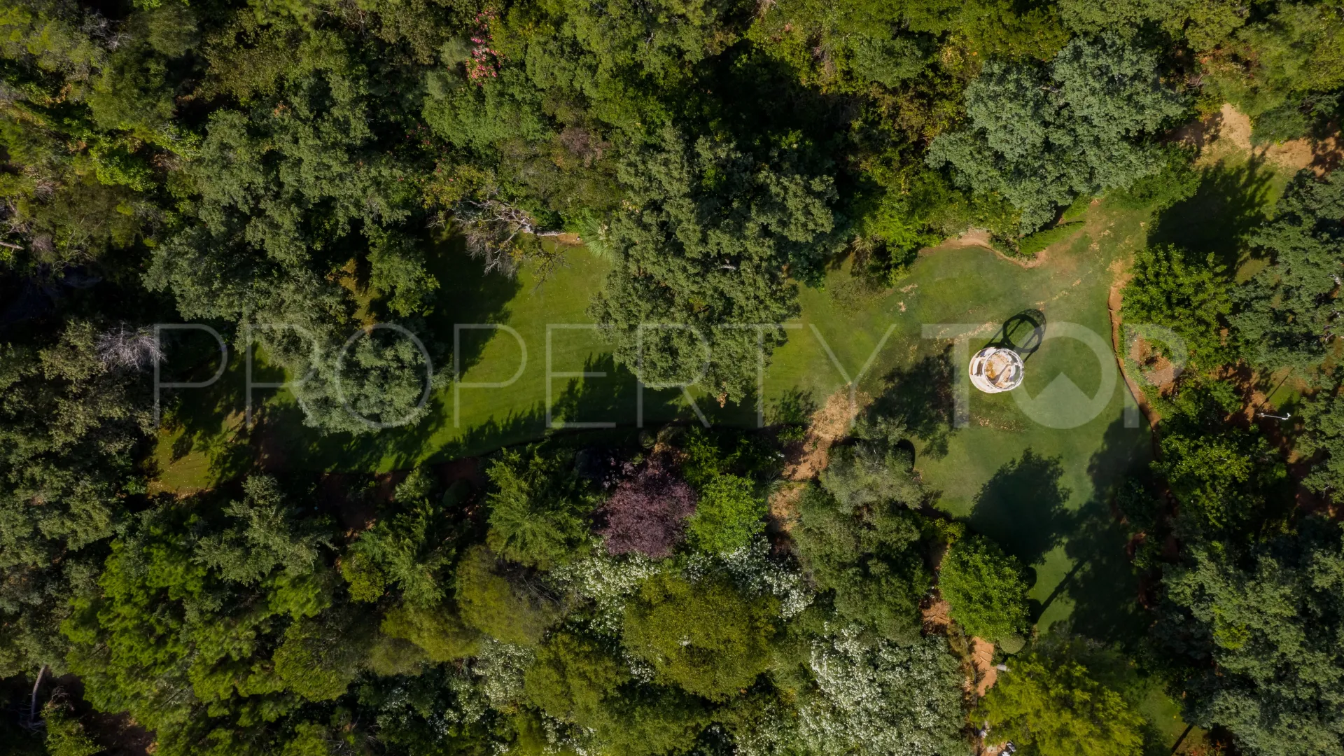 For sale villa in La Zagaleta with 5 bedrooms