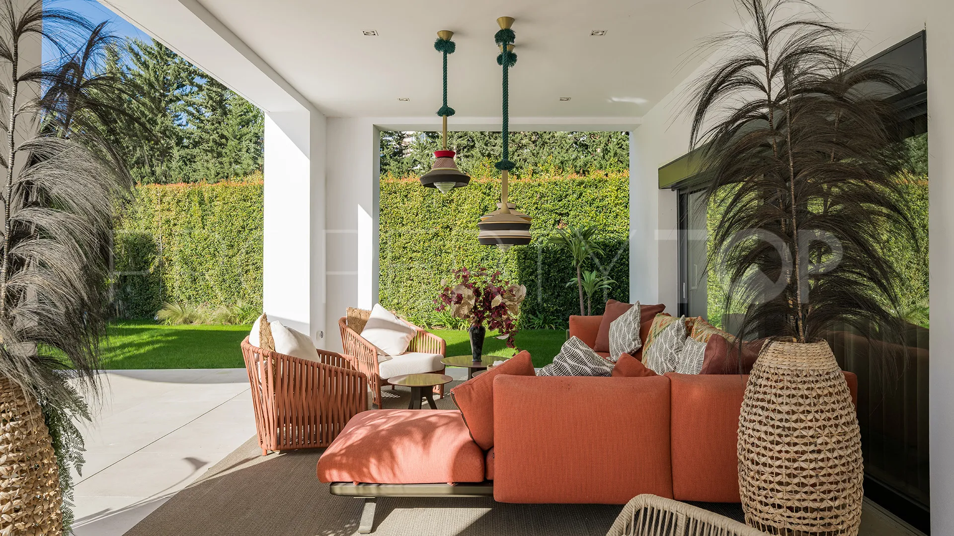 Villa for sale in Las Chapas