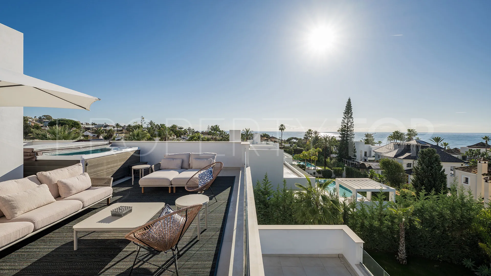 Villa for sale in Las Chapas