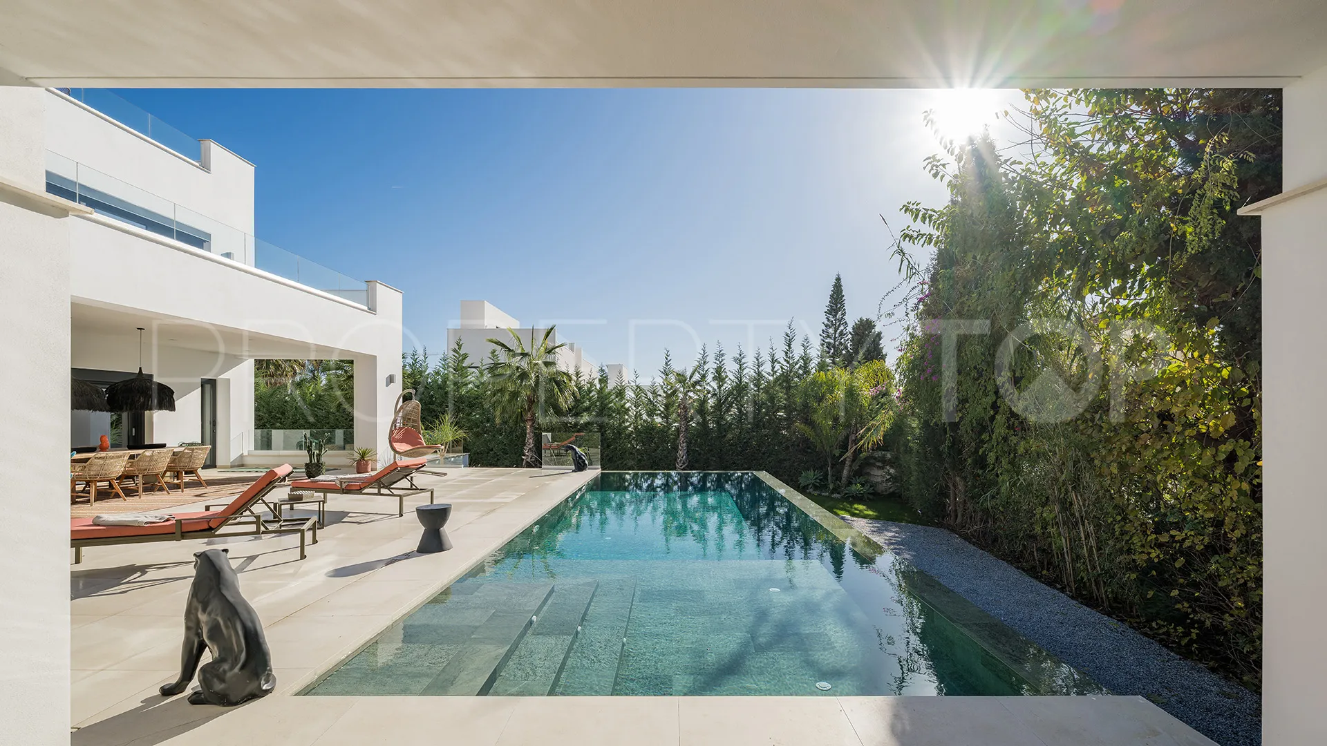 Villa for sale in Las Chapas