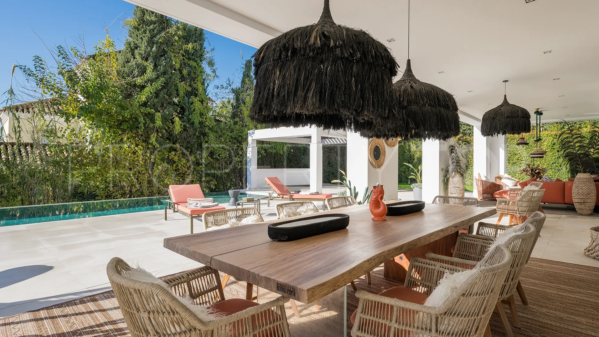 Villa for sale in Las Chapas