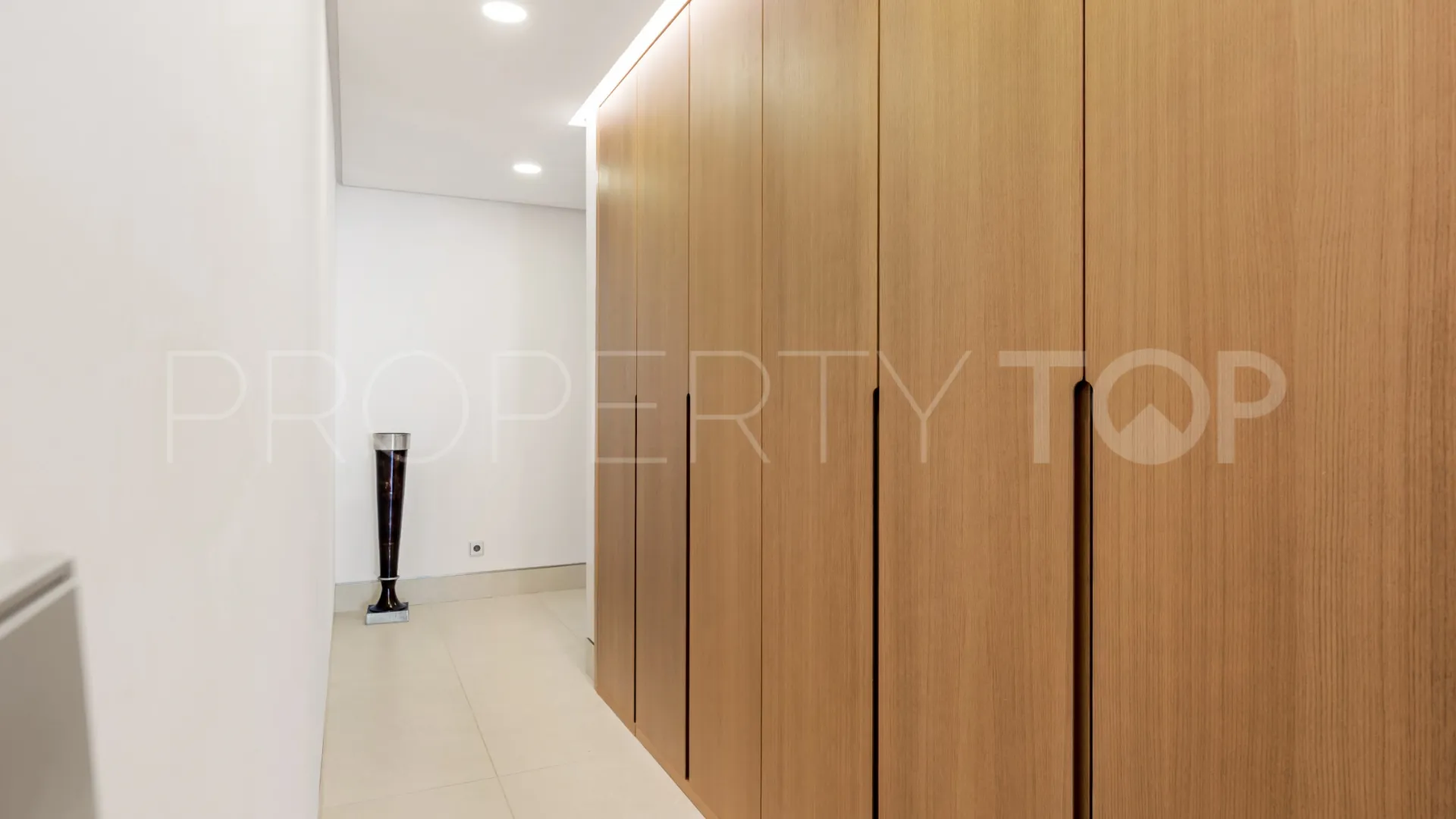 For sale apartment with 2 bedrooms in Malaga