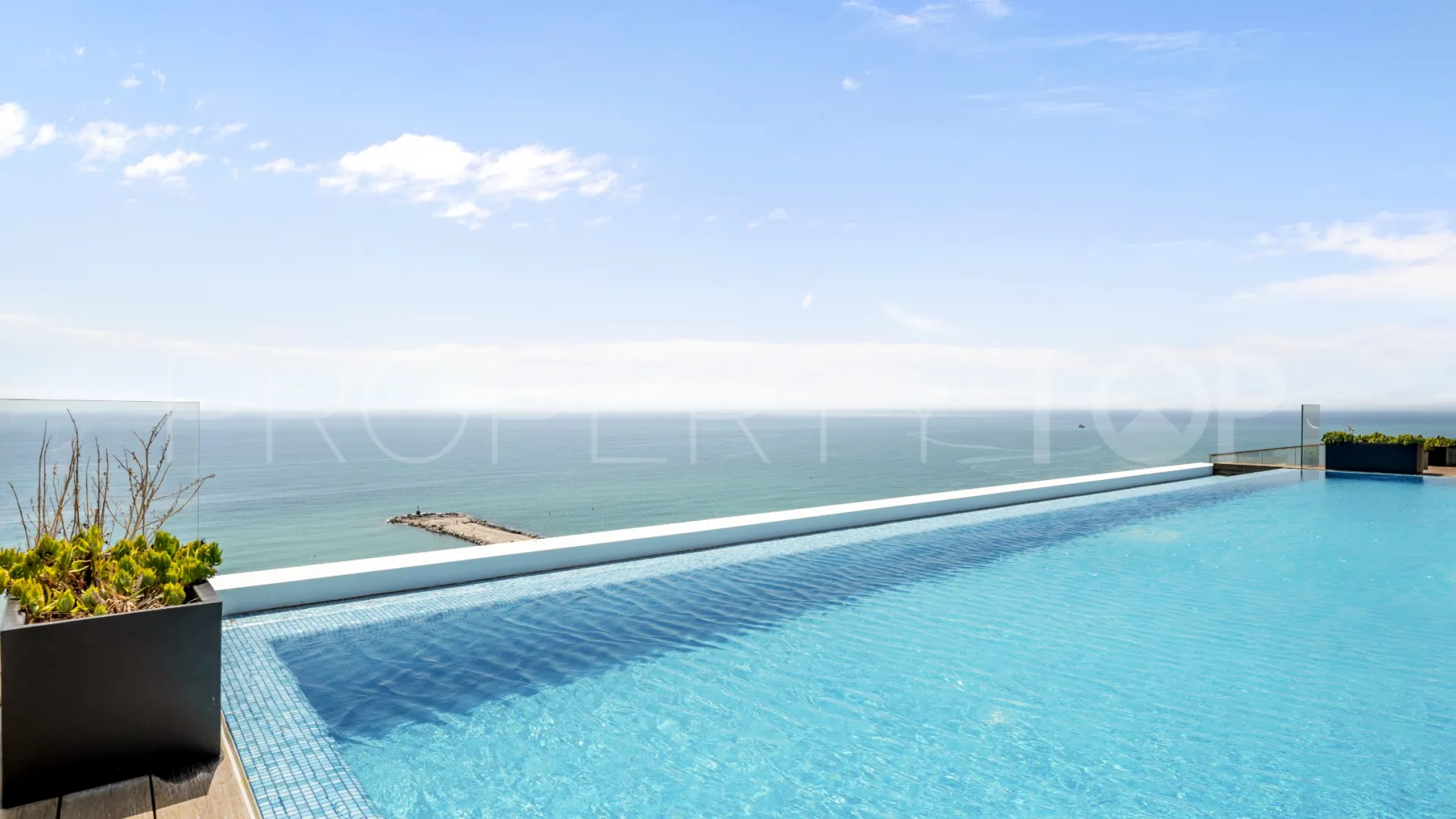 For sale apartment with 2 bedrooms in Malaga