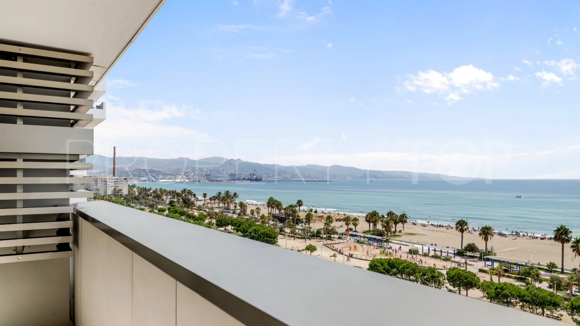 For sale apartment with 2 bedrooms in Malaga