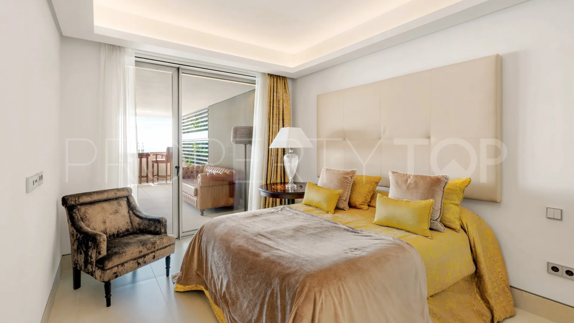 For sale apartment with 2 bedrooms in Malaga