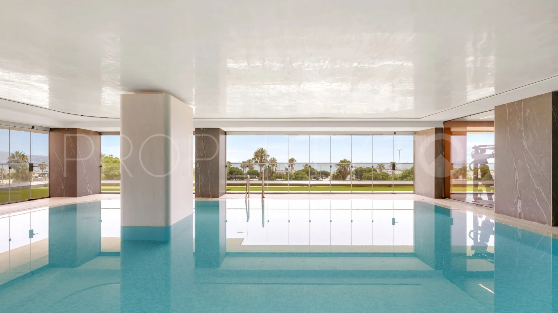 For sale apartment with 2 bedrooms in Malaga