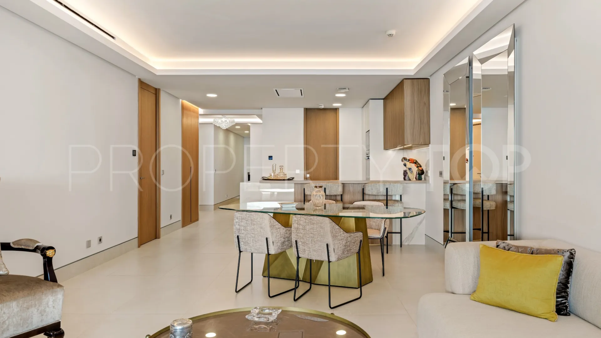 For sale apartment with 2 bedrooms in Malaga