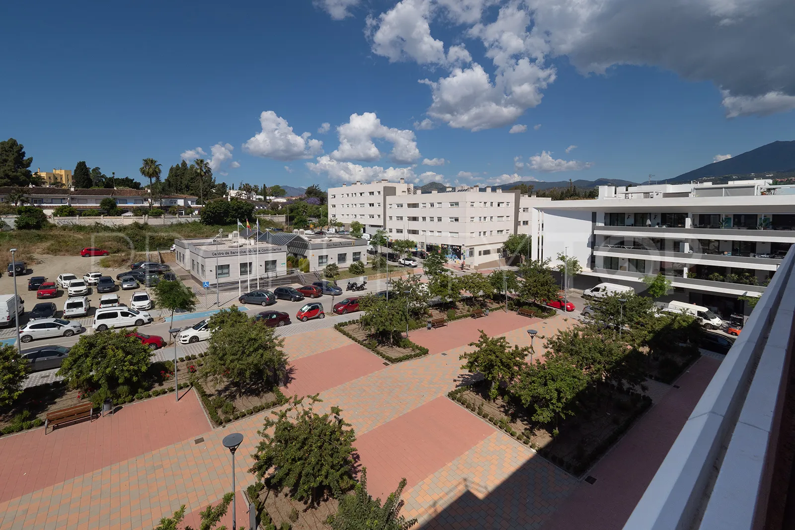 Atico duplex de 2 dormitorios en venta en S. Pedro Centro