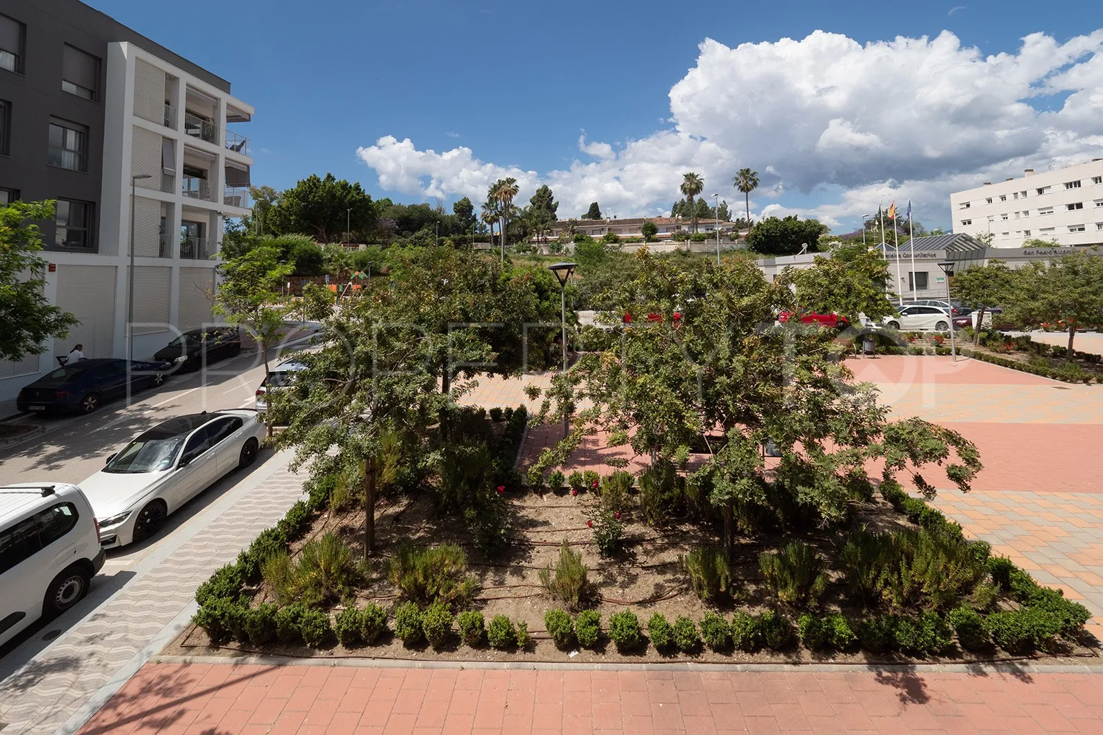 Atico duplex de 2 dormitorios en venta en S. Pedro Centro