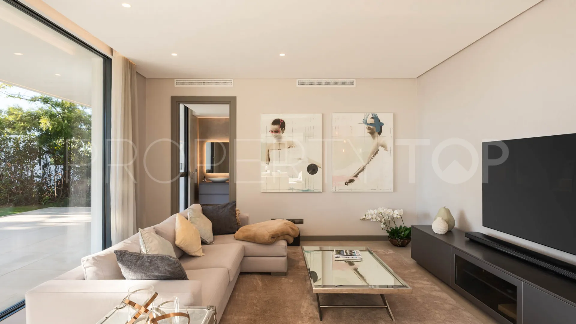 El Madroñal, villa a la venta