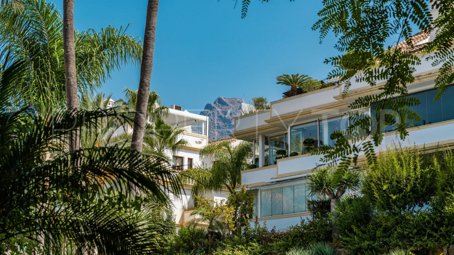 Atico duplex en venta de 3 dormitorios en Lomas del Rey