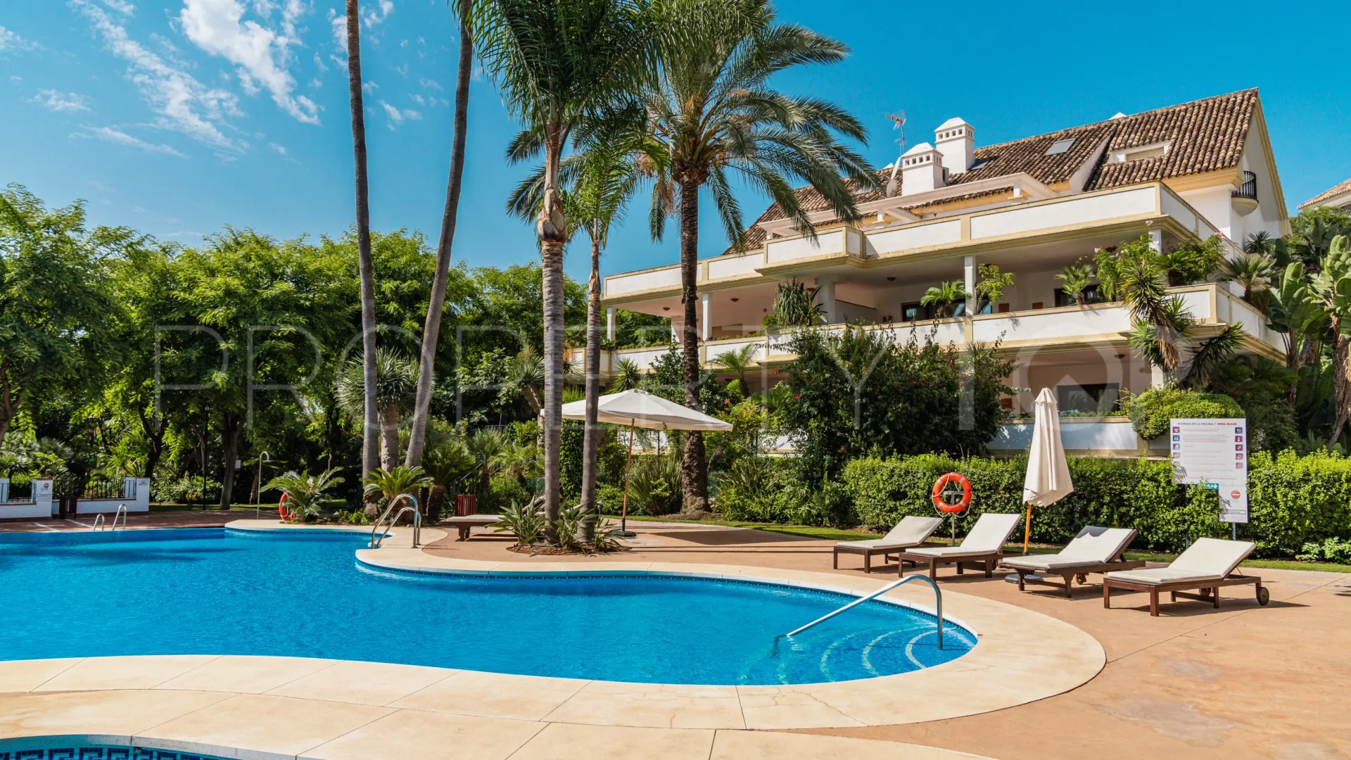 Atico duplex en venta de 3 dormitorios en Lomas del Rey