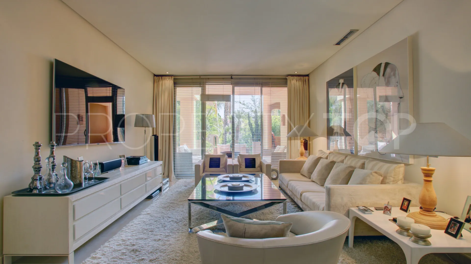 Mansion Club, apartamento planta baja a la venta