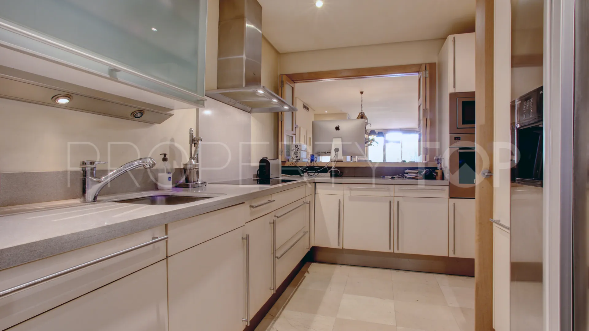 Mansion Club, apartamento planta baja a la venta