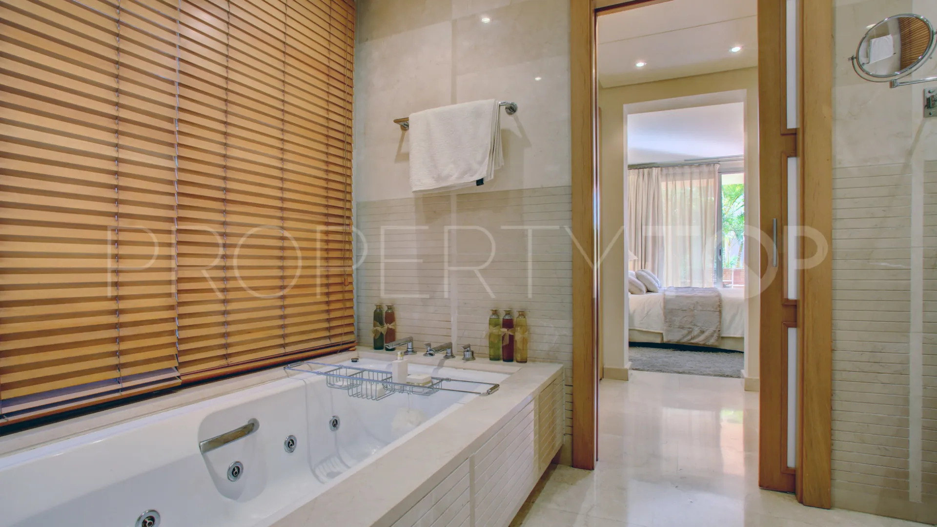 Mansion Club, apartamento planta baja a la venta