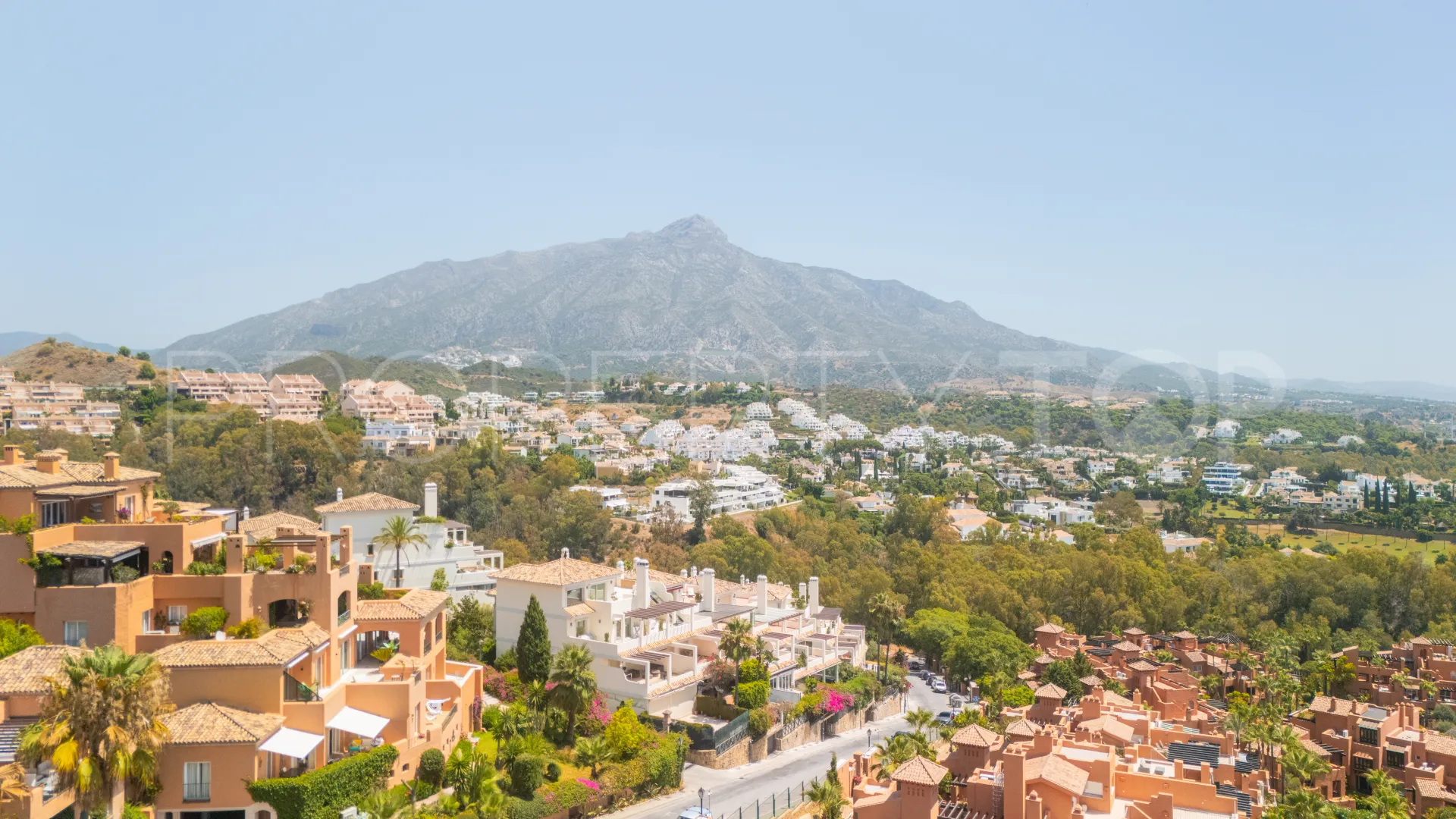 Palacetes Los Belvederes 3 bedrooms ground floor apartment for sale