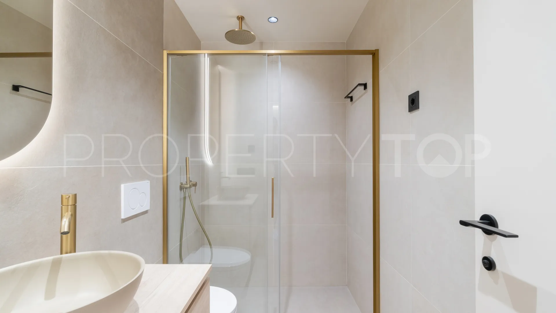 Palacetes Los Belvederes 3 bedrooms ground floor apartment for sale