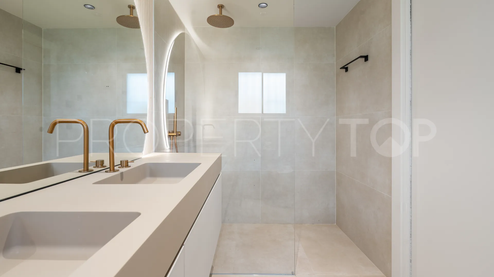 Palacetes Los Belvederes 3 bedrooms ground floor apartment for sale