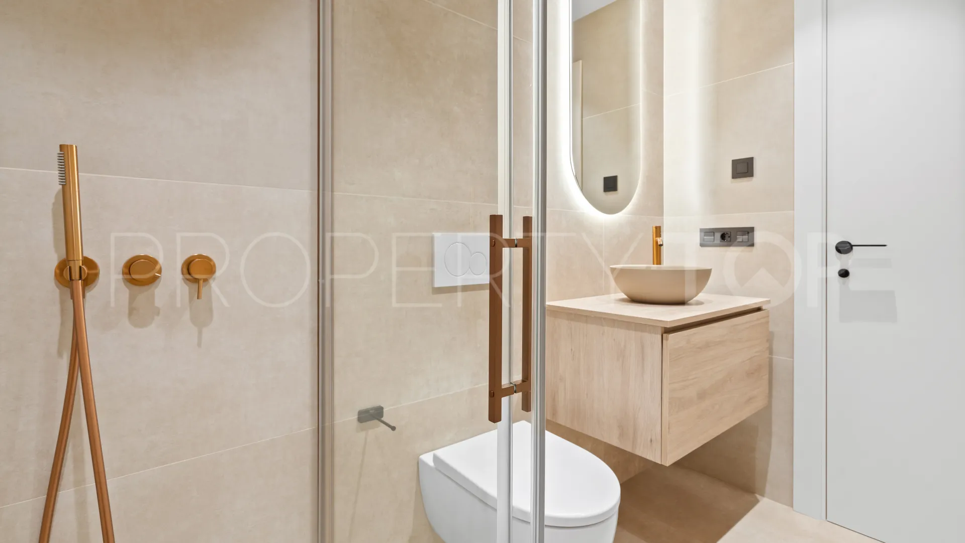 Palacetes Los Belvederes 3 bedrooms ground floor apartment for sale