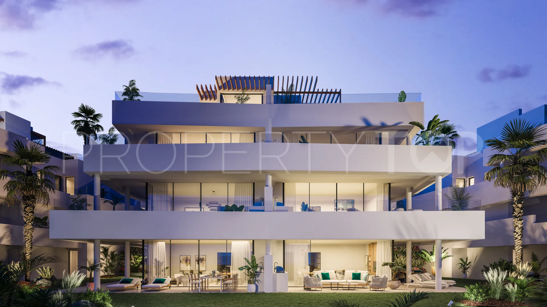 Apartamento de 3 dormitorios a la venta en Estepona