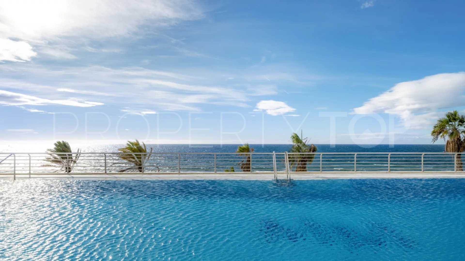 Se vende apartamento en Marina Mariola
