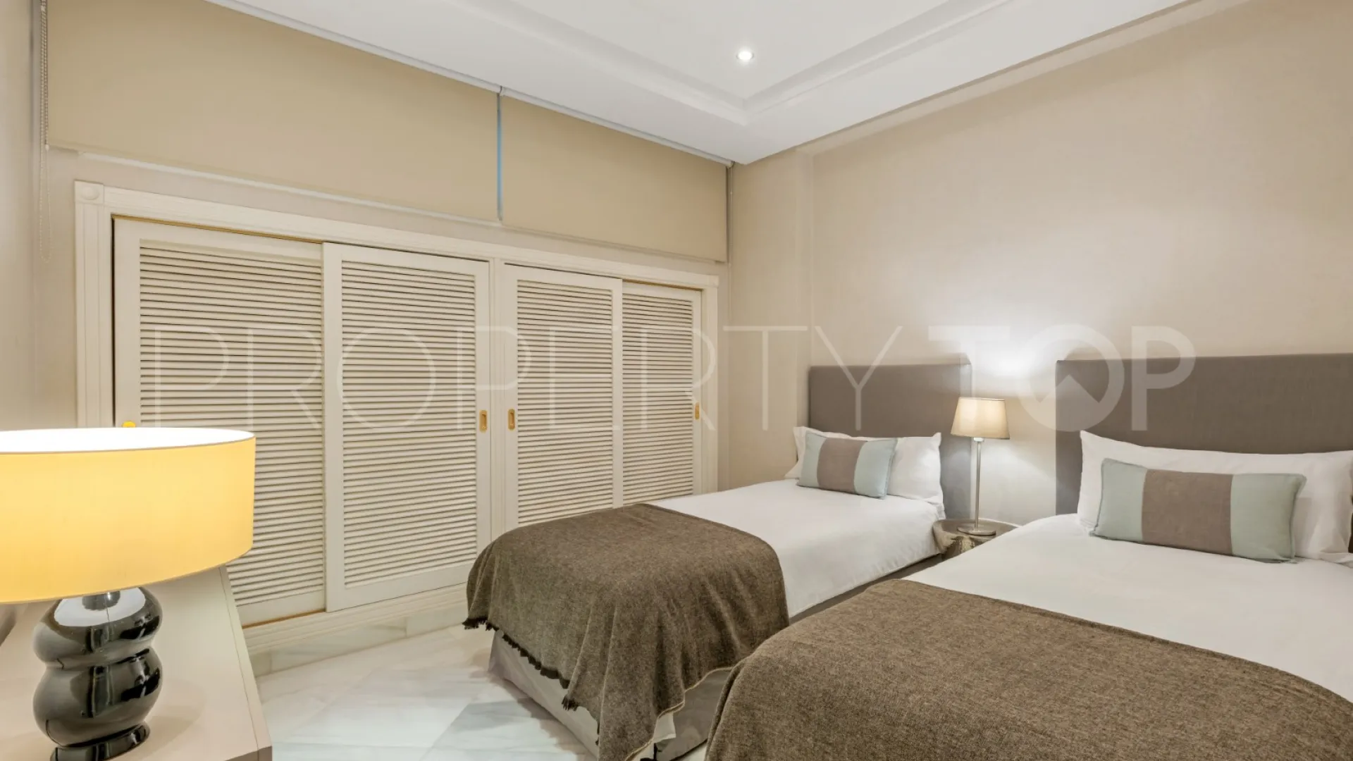 Se vende apartamento en Marina Mariola