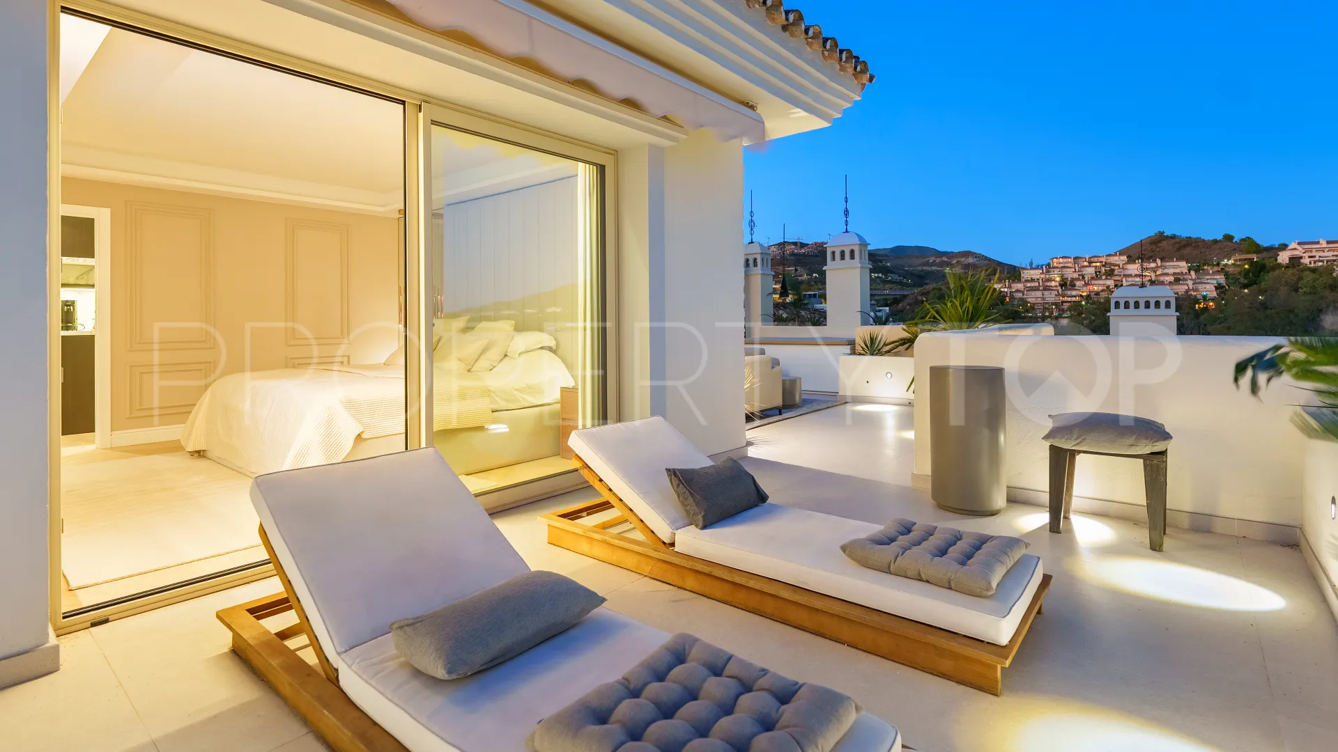 Palacetes Los Belvederes, atico duplex a la venta