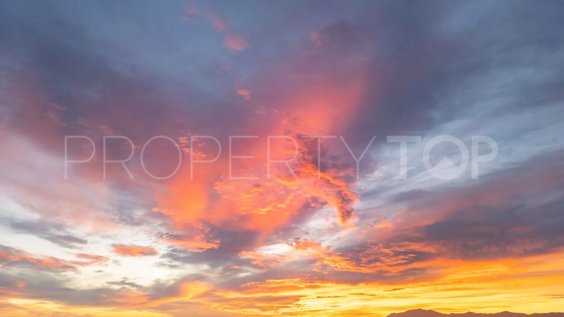 Villa for sale in Marbella East with 5 bedrooms