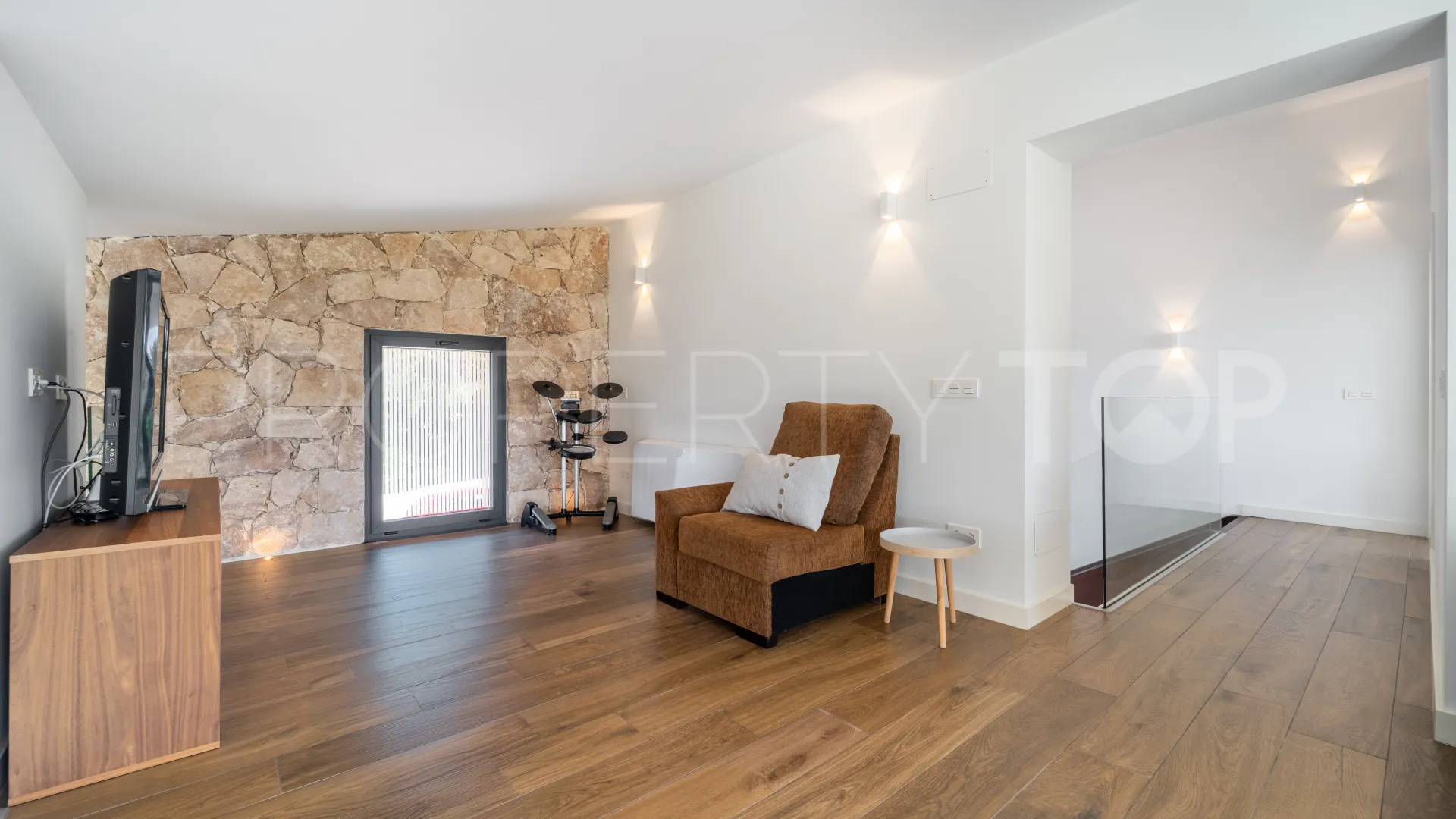 Bel Air villa for sale