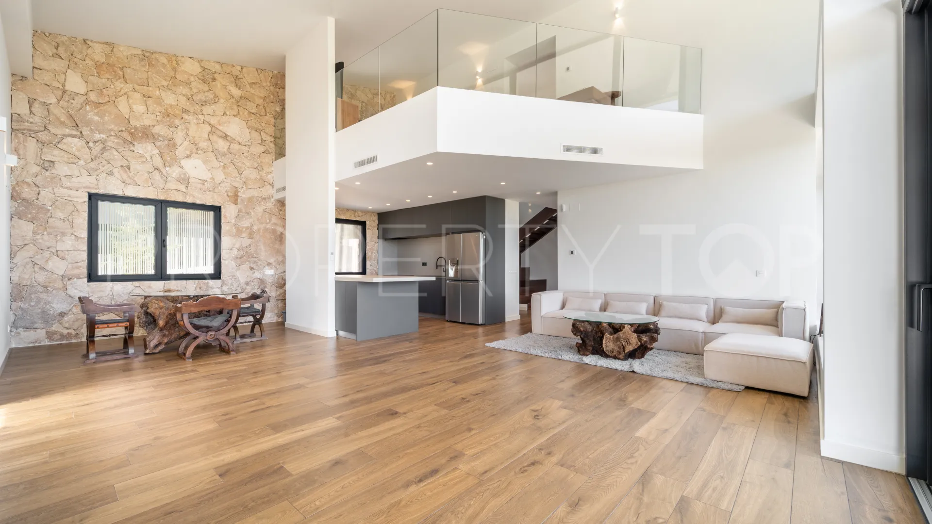 Bel Air villa for sale