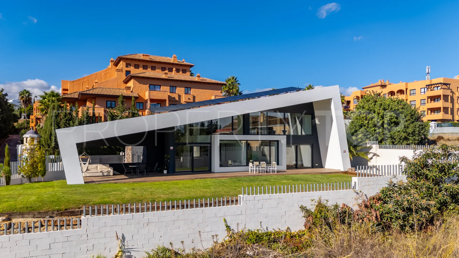 Bel Air villa for sale