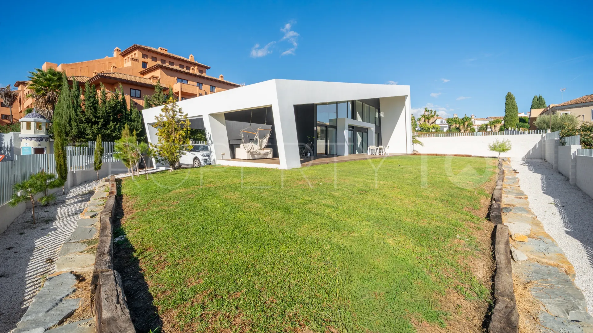 Bel Air villa for sale