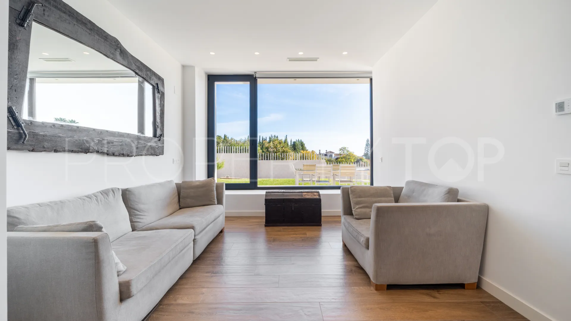 Bel Air villa for sale