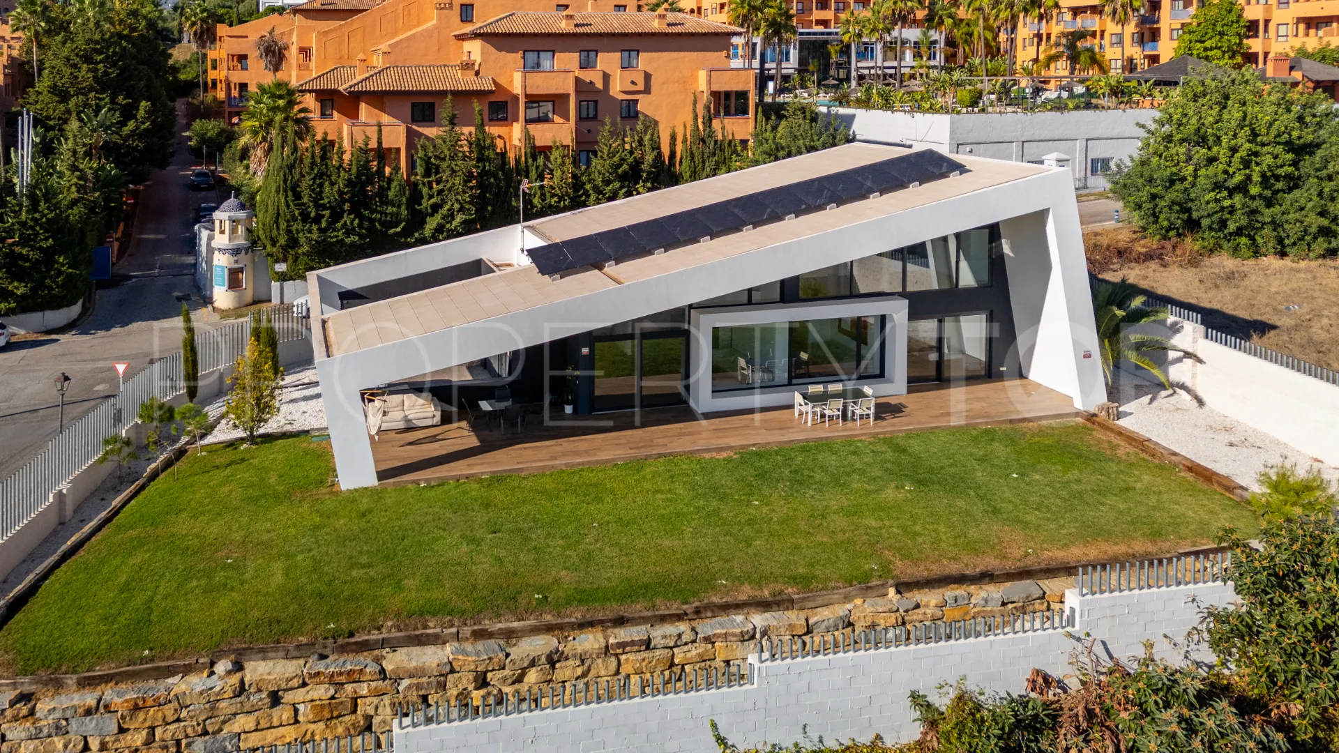 Bel Air villa for sale