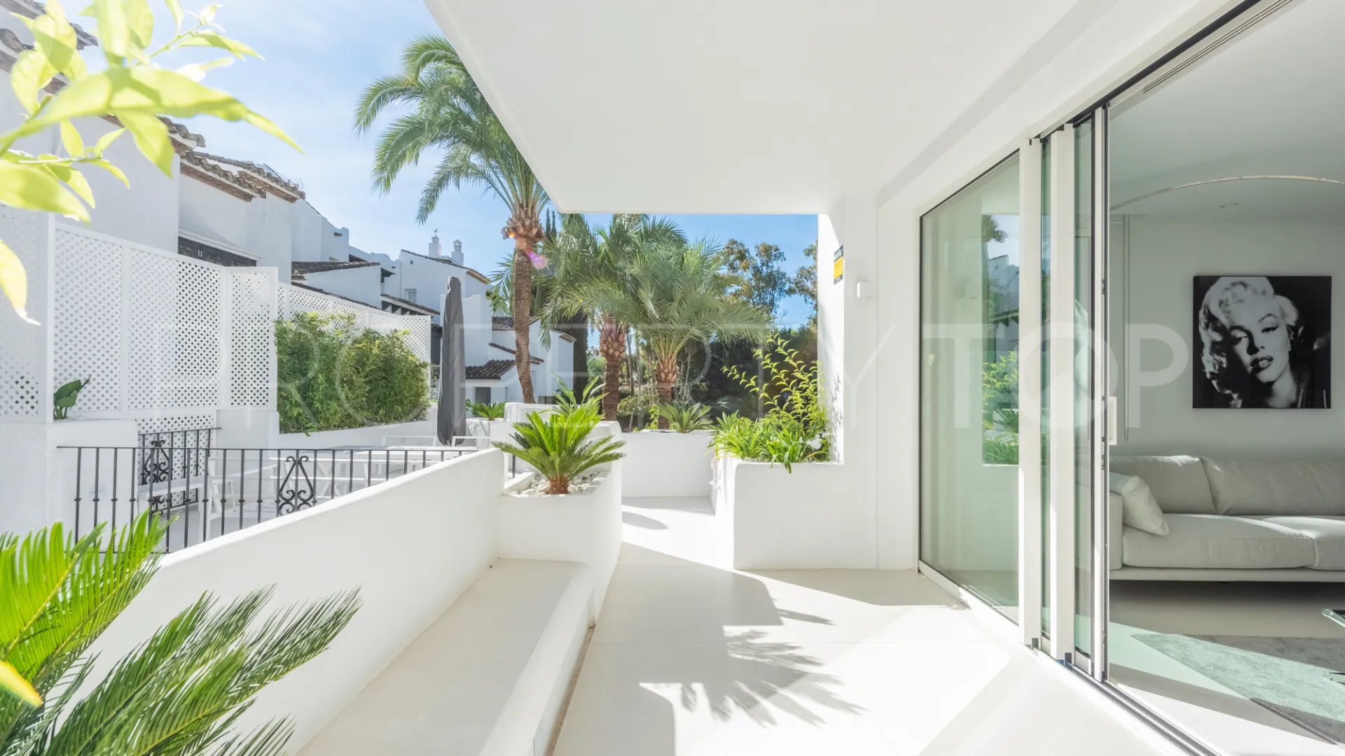 Se vende apartamento en Marina Puente Romano