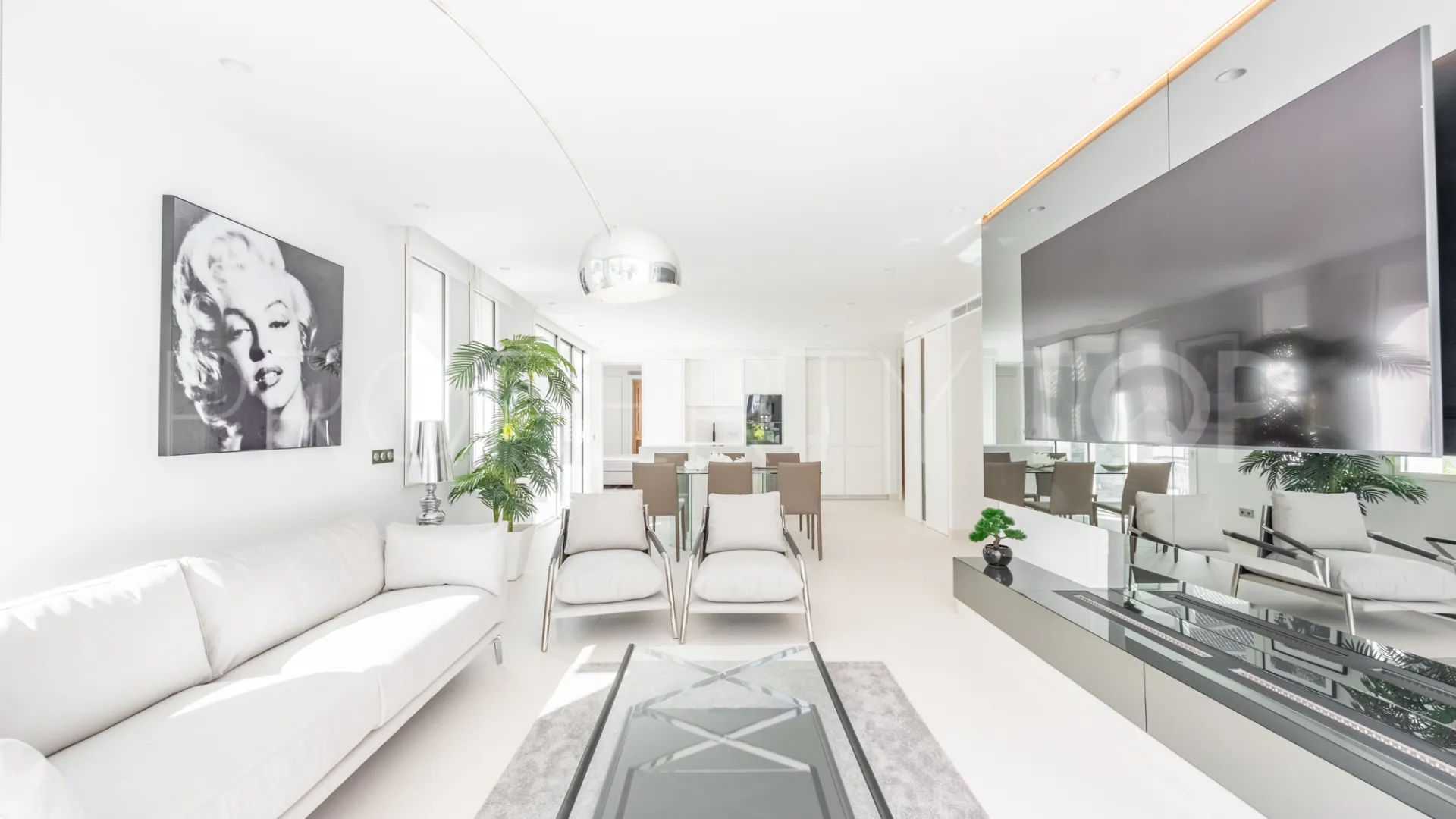 Se vende apartamento en Marina Puente Romano