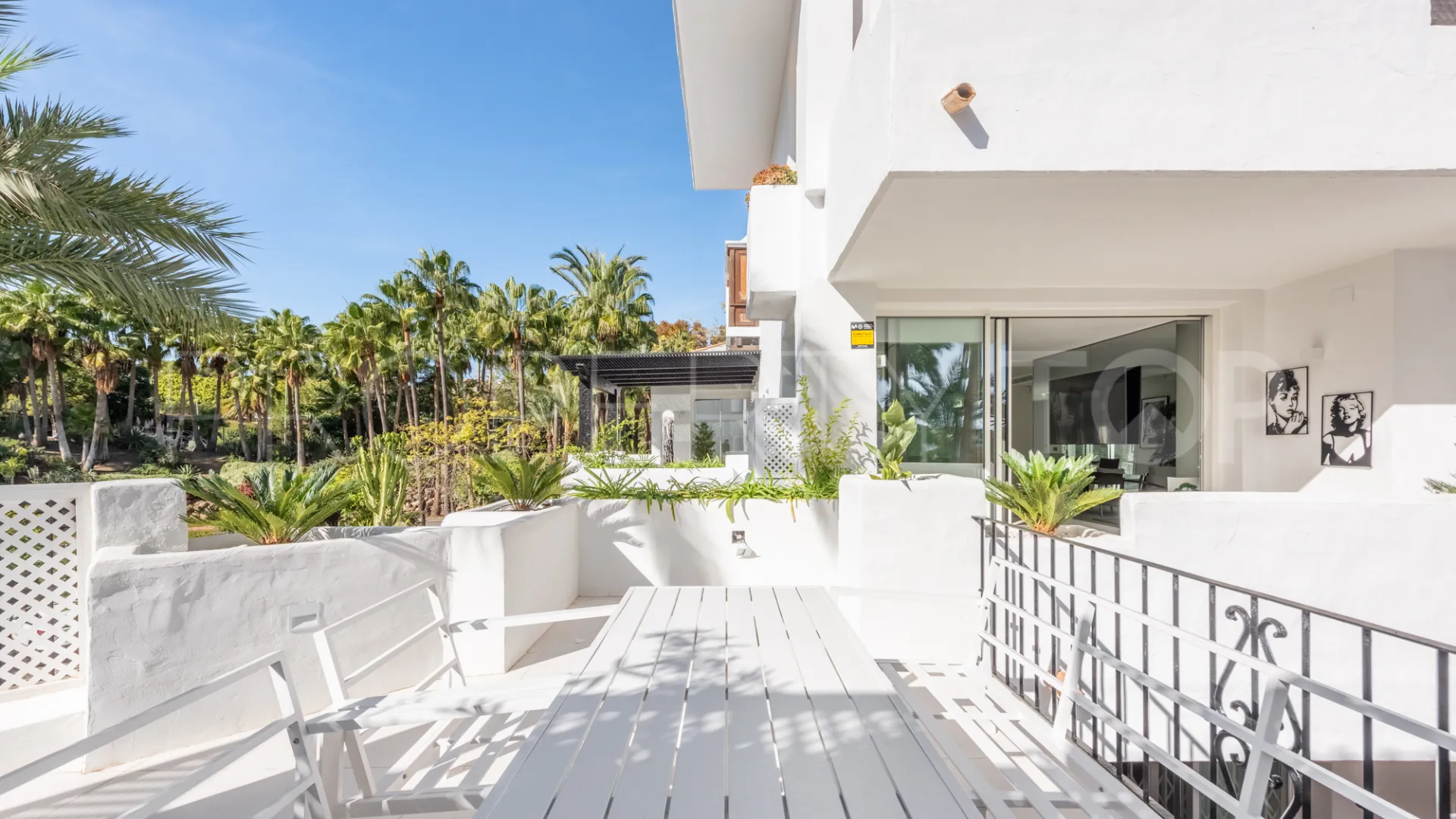 Se vende apartamento en Marina Puente Romano