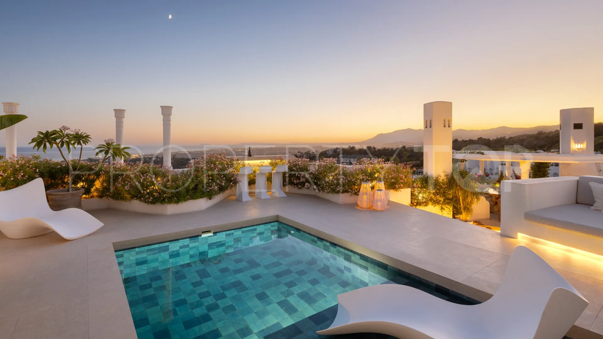 Jardines Colgantes 3 bedrooms duplex penthouse for sale