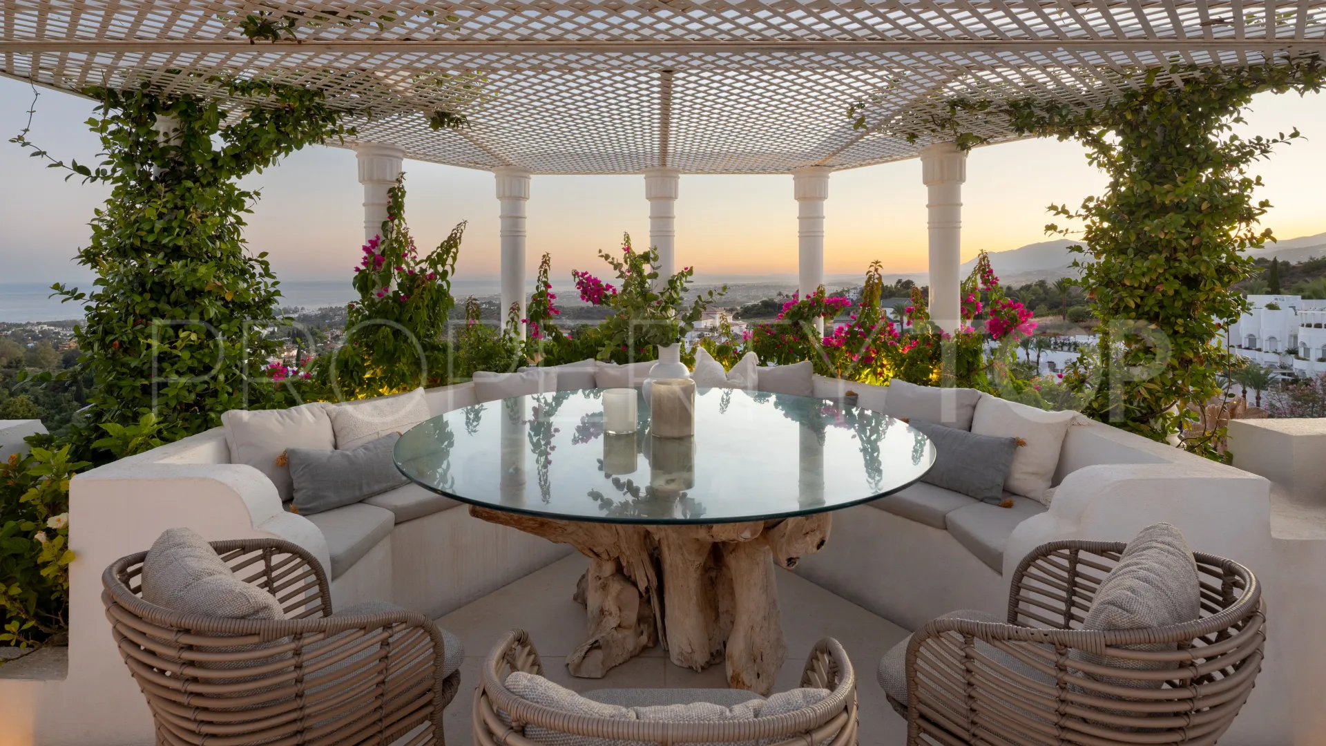 Jardines Colgantes 3 bedrooms duplex penthouse for sale