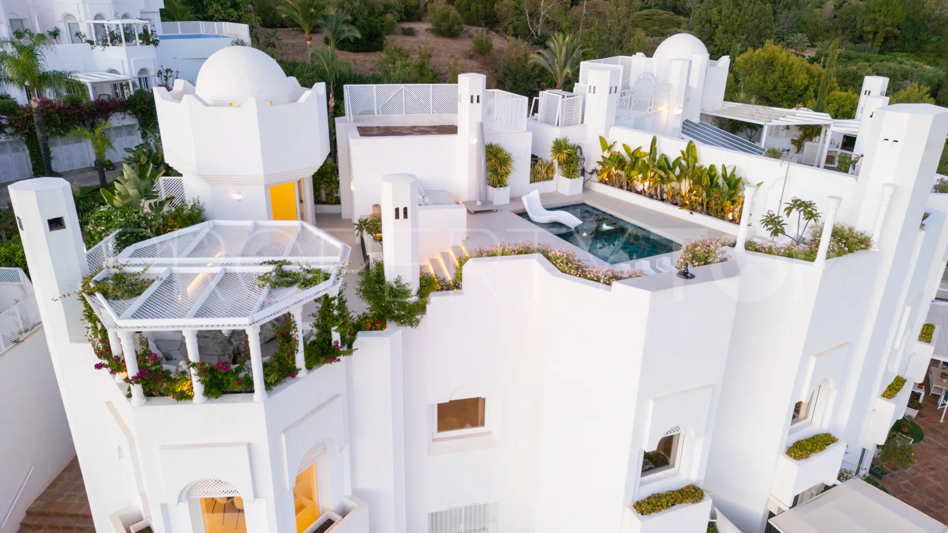 Jardines Colgantes 3 bedrooms duplex penthouse for sale