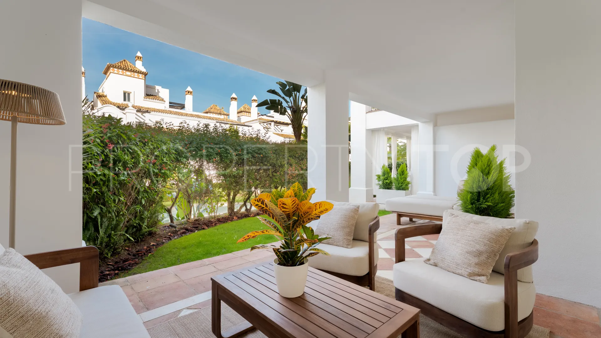 Ground floor apartment with 3 bedrooms for sale in Montebello Hills